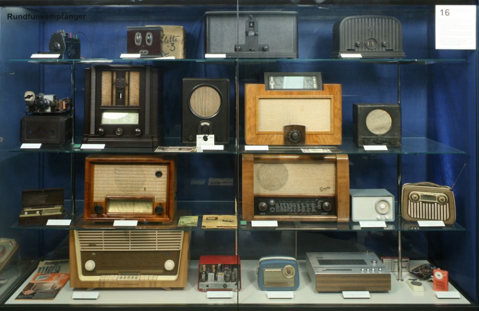 Übersicht Vitrine 20